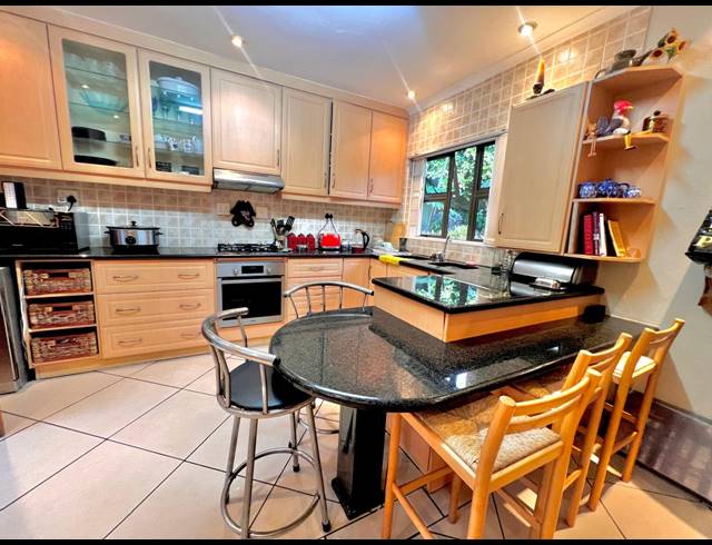 3 BEDROOM FREESTANDING FOR SALE IN FREELAND PARK